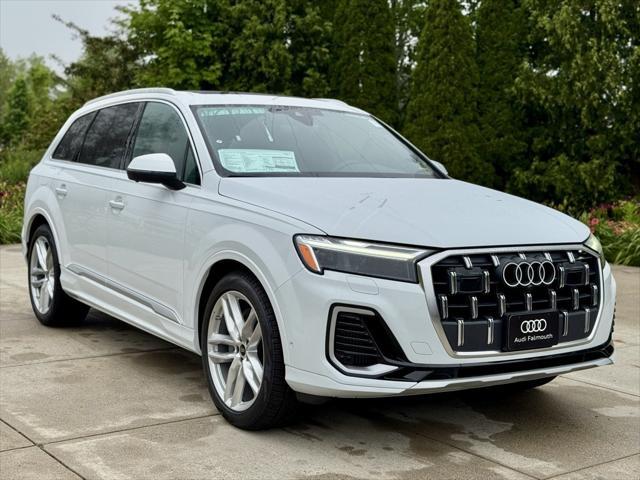 new 2025 Audi Q7 car, priced at $76,480