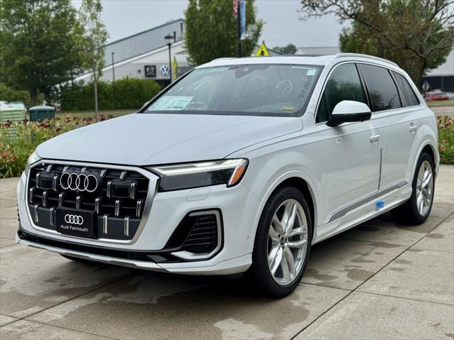 new 2025 Audi Q7 car, priced at $76,480