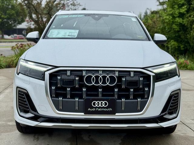 new 2025 Audi Q7 car, priced at $76,480