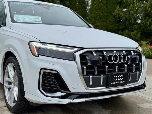 new 2025 Audi Q7 car, priced at $76,480