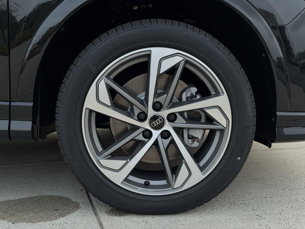 new 2025 Audi Q3 car, priced at $44,060