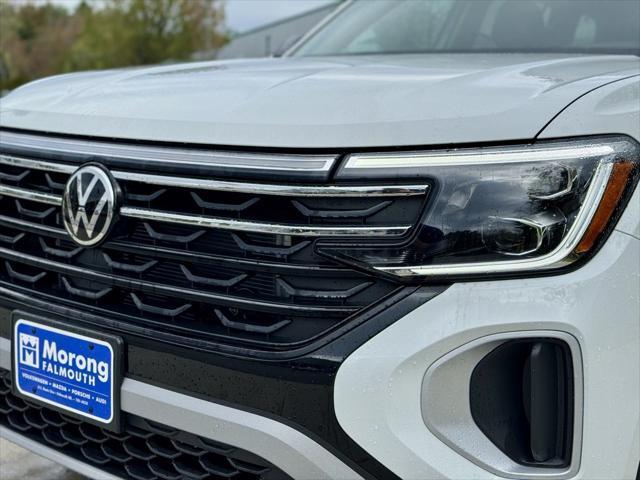 new 2025 Volkswagen Atlas car, priced at $49,421