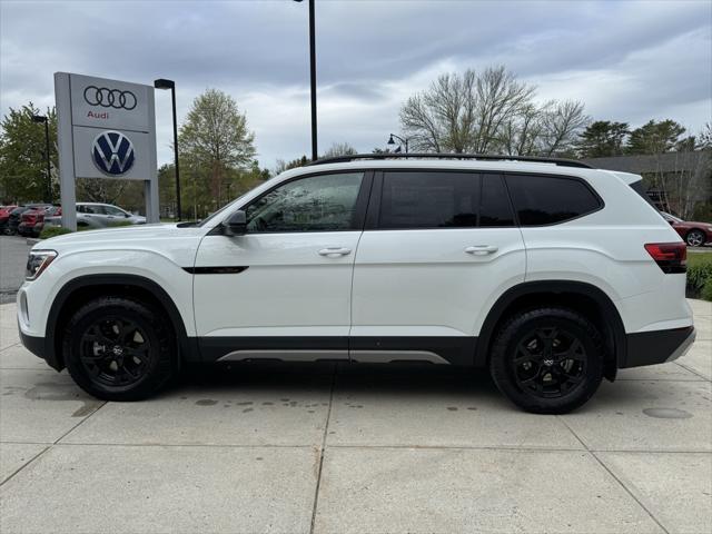 new 2025 Volkswagen Atlas car, priced at $49,421