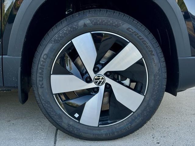 new 2025 Volkswagen Taos car, priced at $29,206
