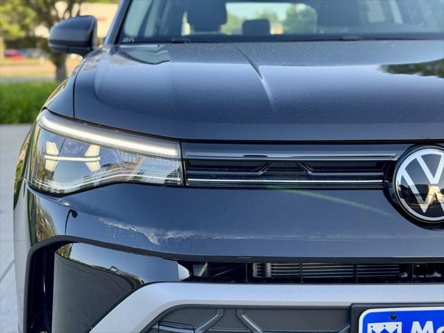 new 2025 Volkswagen Taos car, priced at $29,206