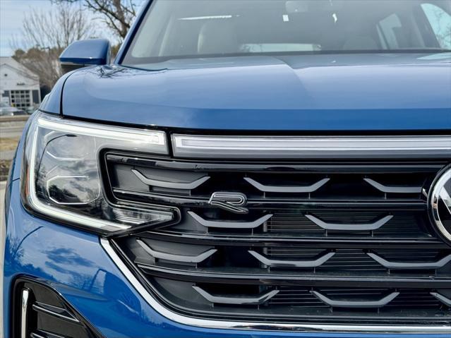 new 2025 Volkswagen Atlas car, priced at $55,561