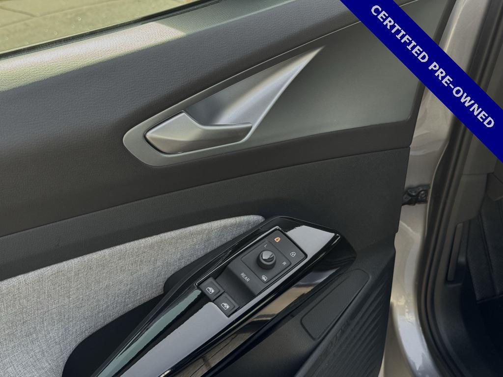 used 2023 Volkswagen ID.4 car, priced at $20,513