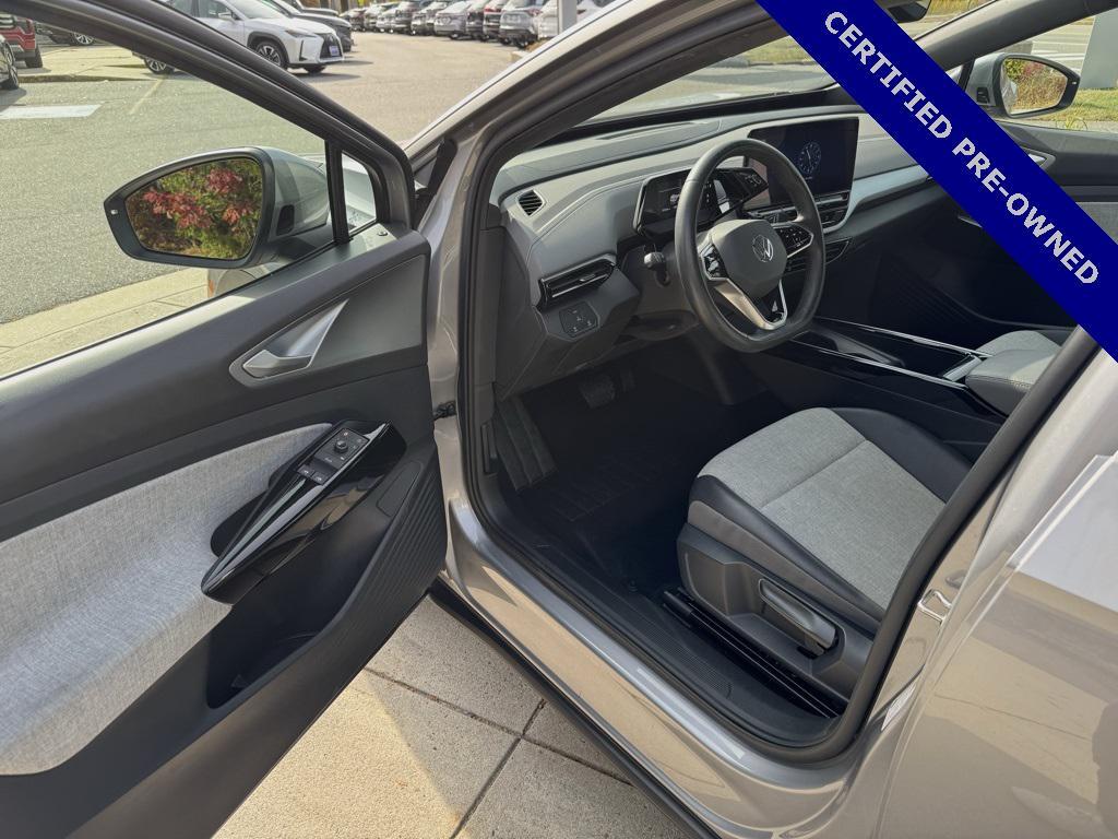 used 2023 Volkswagen ID.4 car, priced at $20,513