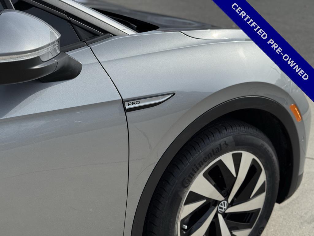 used 2023 Volkswagen ID.4 car, priced at $20,513
