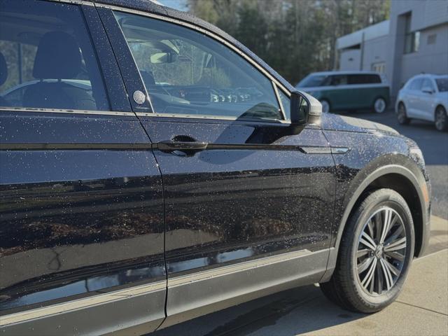 new 2024 Volkswagen Tiguan car, priced at $35,756