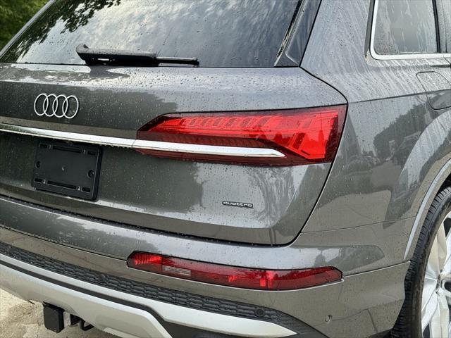 new 2025 Audi Q7 car, priced at $76,480