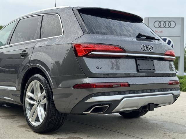 new 2025 Audi Q7 car, priced at $76,480