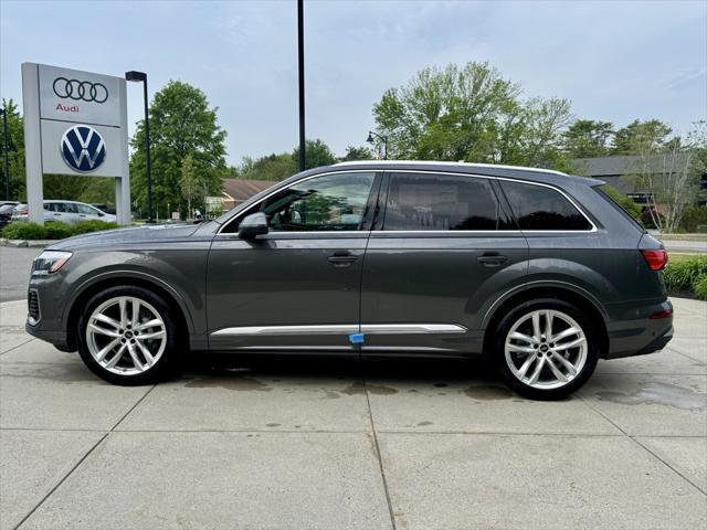 new 2025 Audi Q7 car, priced at $76,480