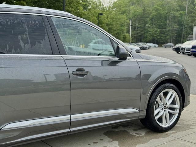 new 2025 Audi Q7 car, priced at $76,480