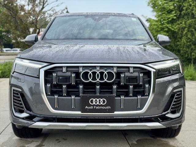 new 2025 Audi Q7 car, priced at $76,480