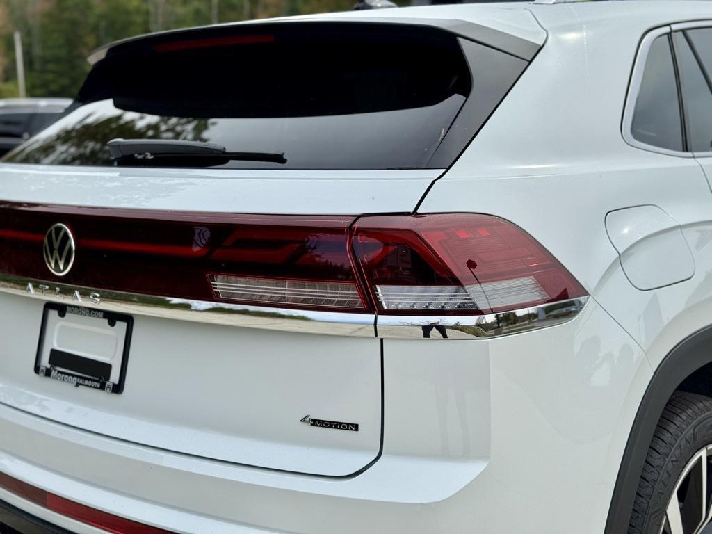 new 2026 Volkswagen Atlas Cross Sport car, priced at $56,631