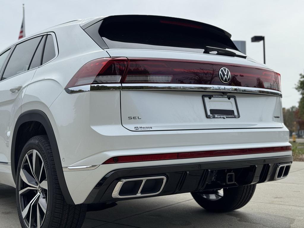 new 2026 Volkswagen Atlas Cross Sport car, priced at $56,631