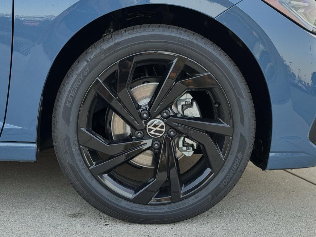 new 2025 Volkswagen Jetta car, priced at $28,583