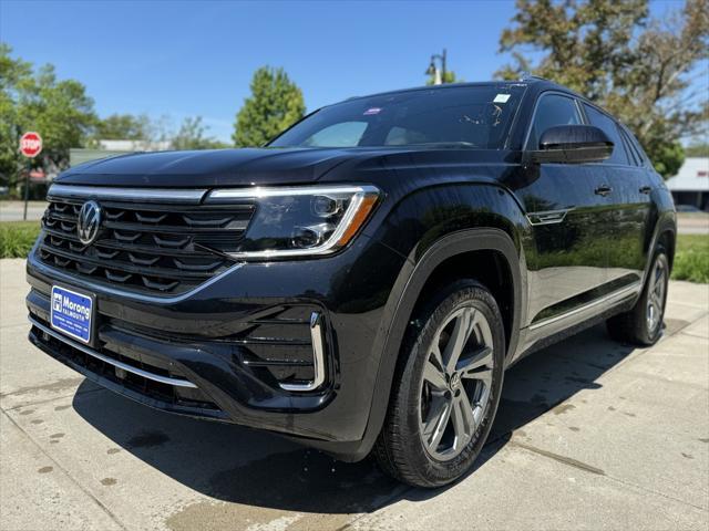 new 2024 Volkswagen Atlas Cross Sport car, priced at $51,463