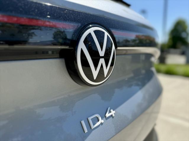 new 2024 Volkswagen ID.4 car, priced at $41,498