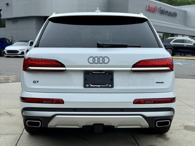 new 2025 Audi Q7 car, priced at $76,480