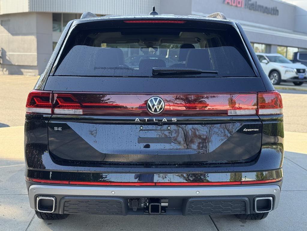 new 2025 Volkswagen Atlas car, priced at $48,656