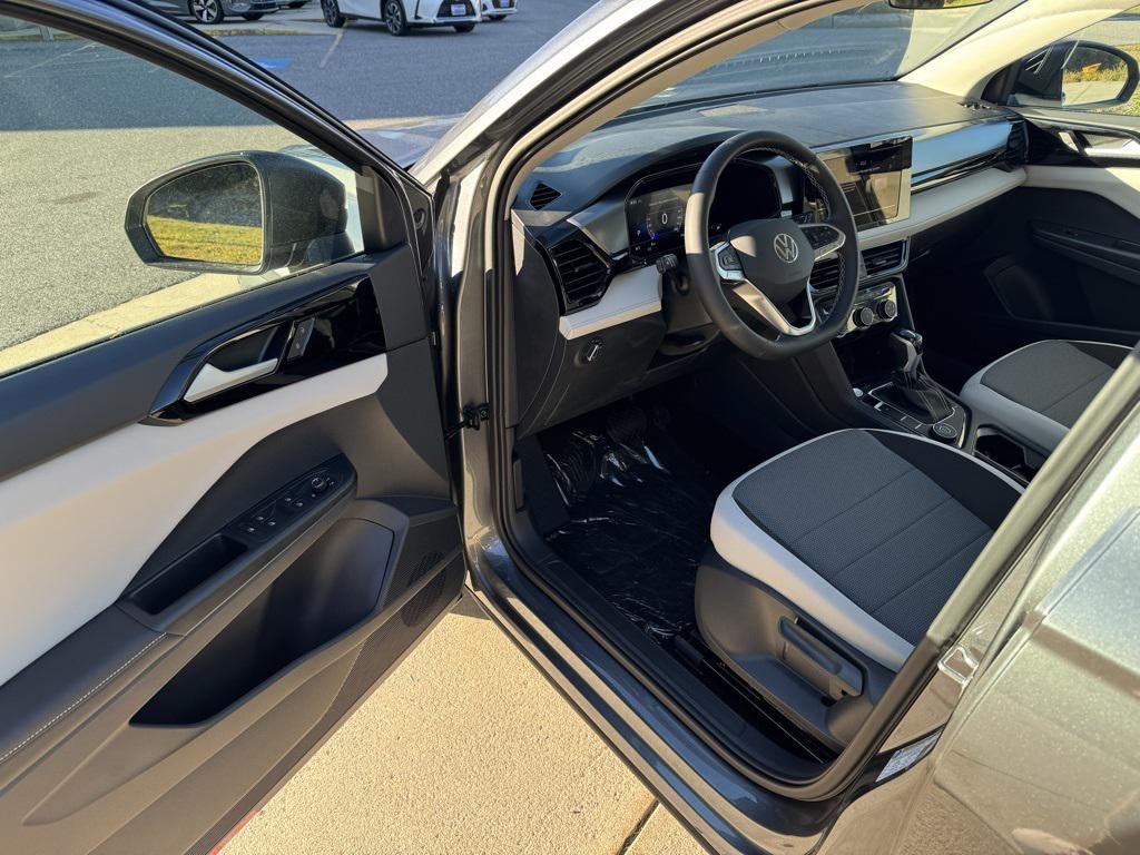 new 2025 Volkswagen Taos car, priced at $29,027