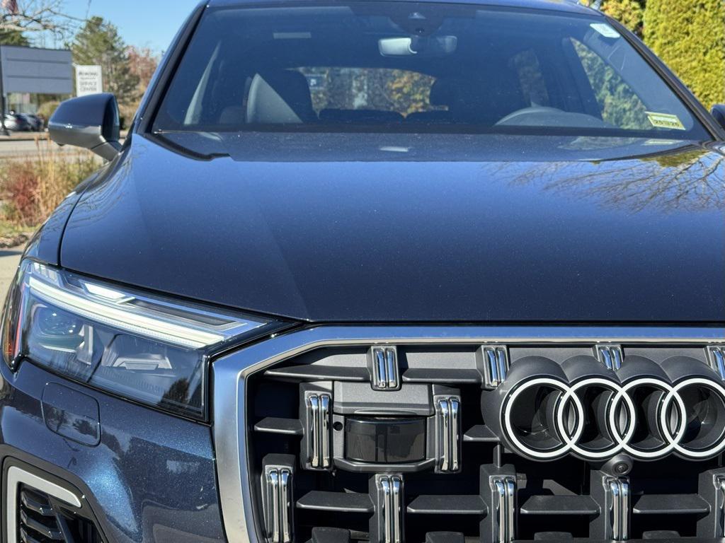 new 2026 Audi Q7 car, priced at $77,345