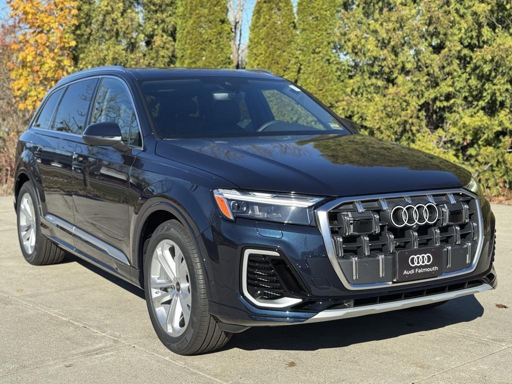 new 2026 Audi Q7 car, priced at $77,345