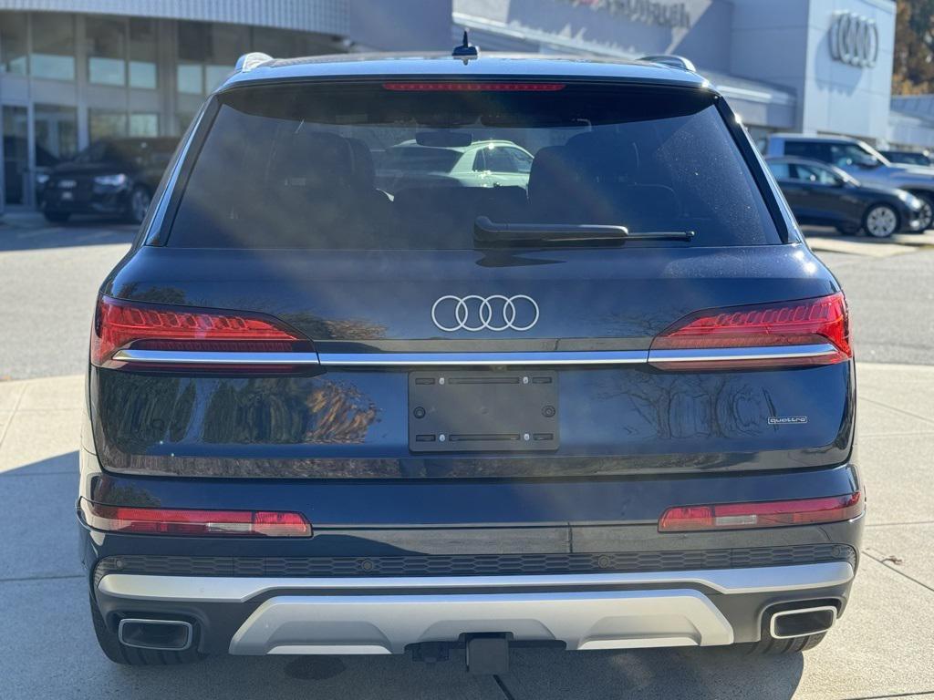 new 2026 Audi Q7 car, priced at $77,345