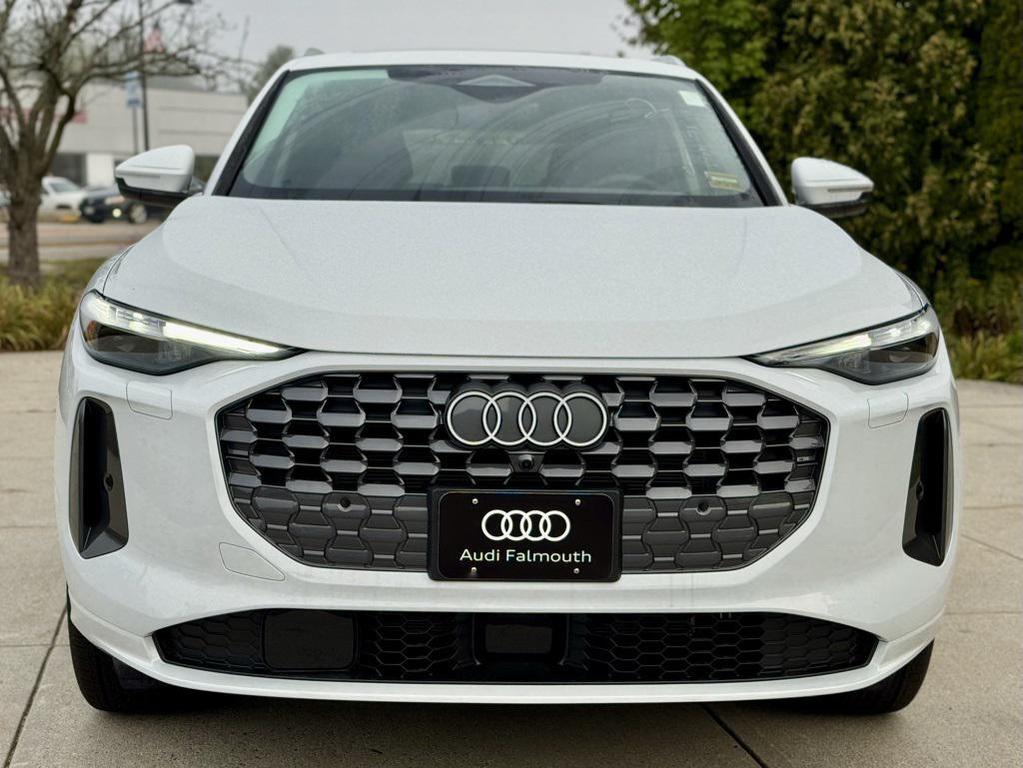 new 2025 Audi Q5 car, priced at $60,480