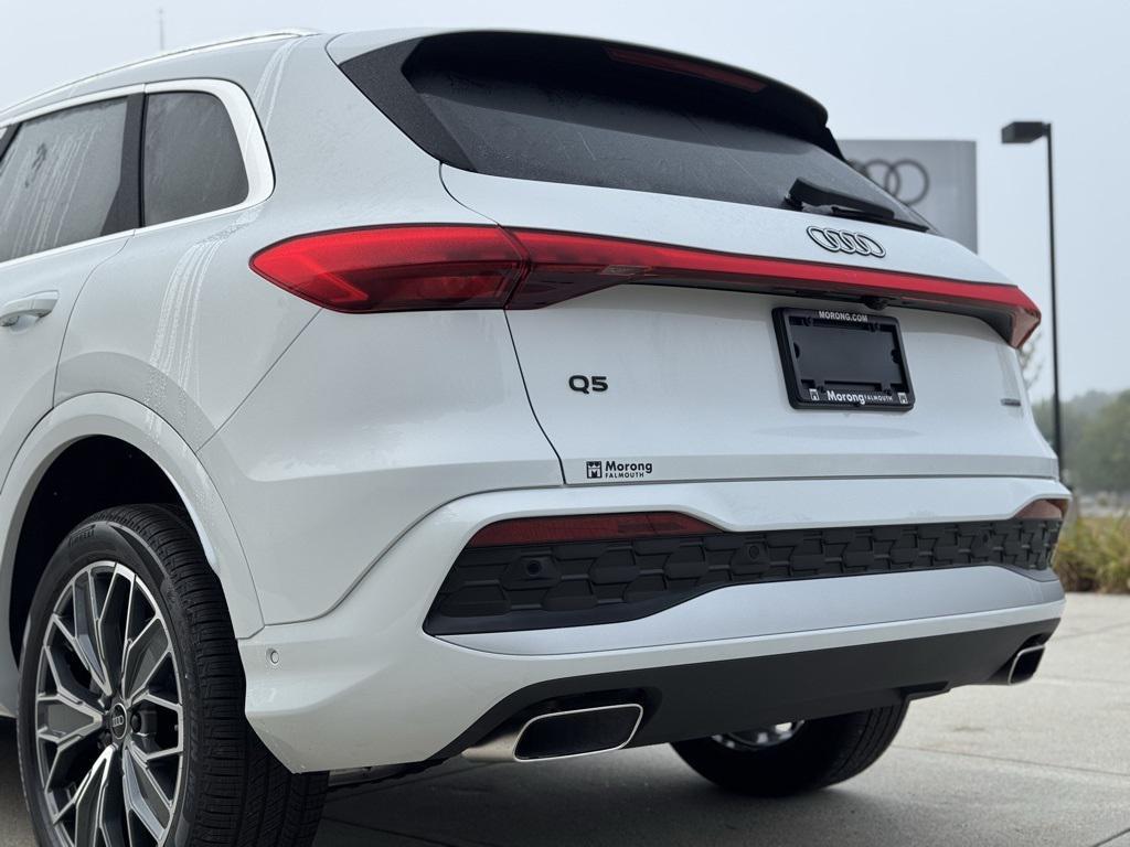 new 2025 Audi Q5 car, priced at $60,480