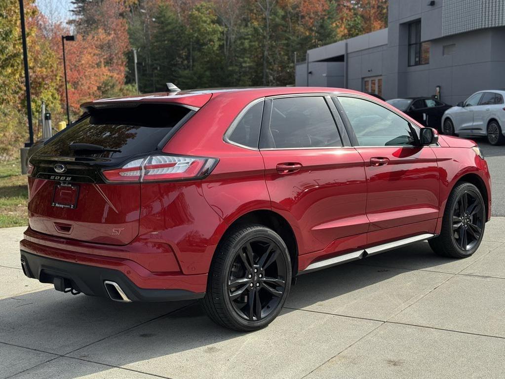 used 2024 Ford Edge car, priced at $35,000