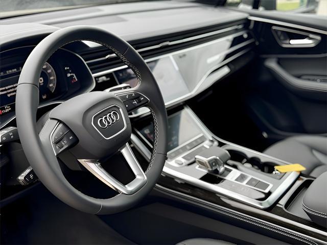 new 2025 Audi Q7 car, priced at $69,815