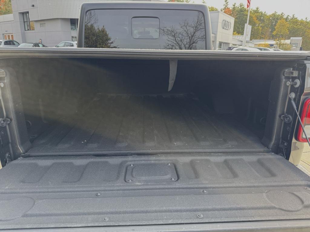 used 2021 Jeep Gladiator car, priced at $28,000