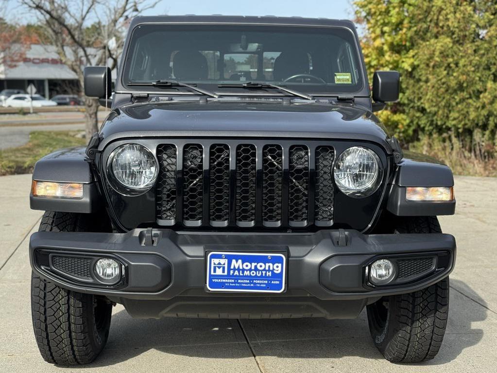 used 2021 Jeep Gladiator car, priced at $28,000