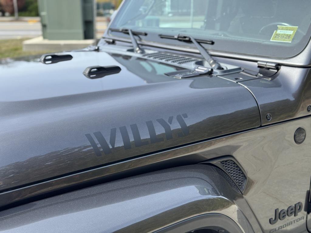 used 2021 Jeep Gladiator car, priced at $28,000