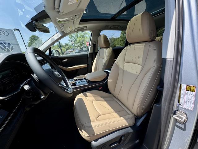 new 2025 Audi Q7 car, priced at $75,580