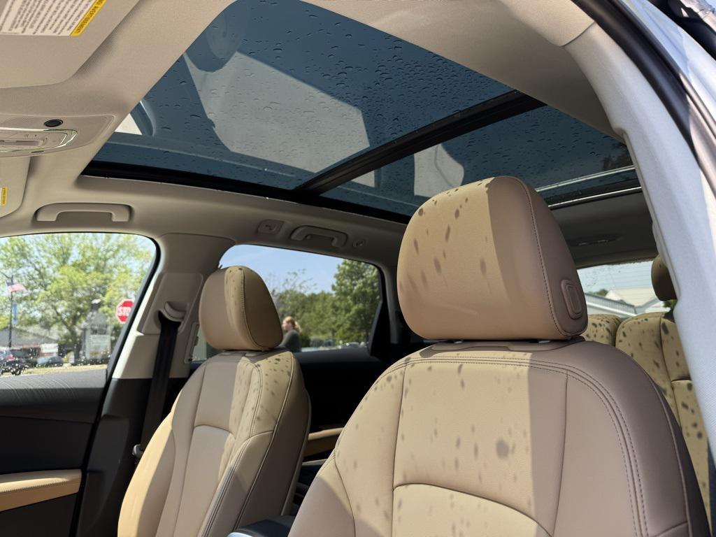 new 2025 Audi Q7 car, priced at $75,580