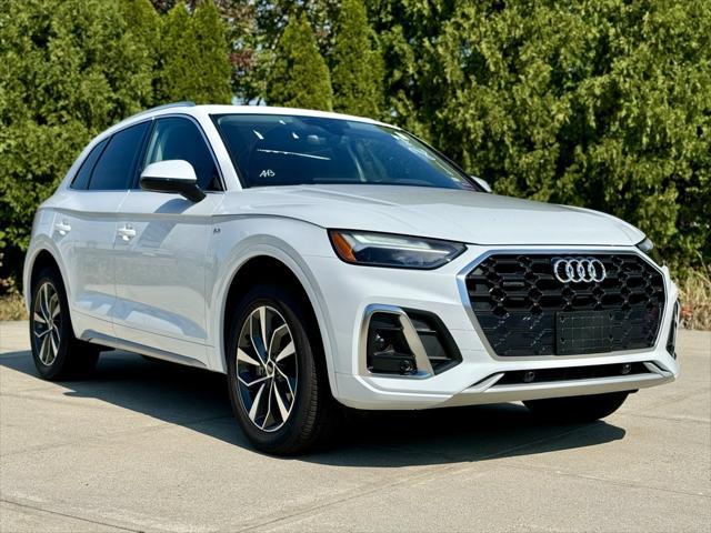 new 2024 Audi Q5 car, priced at $54,090