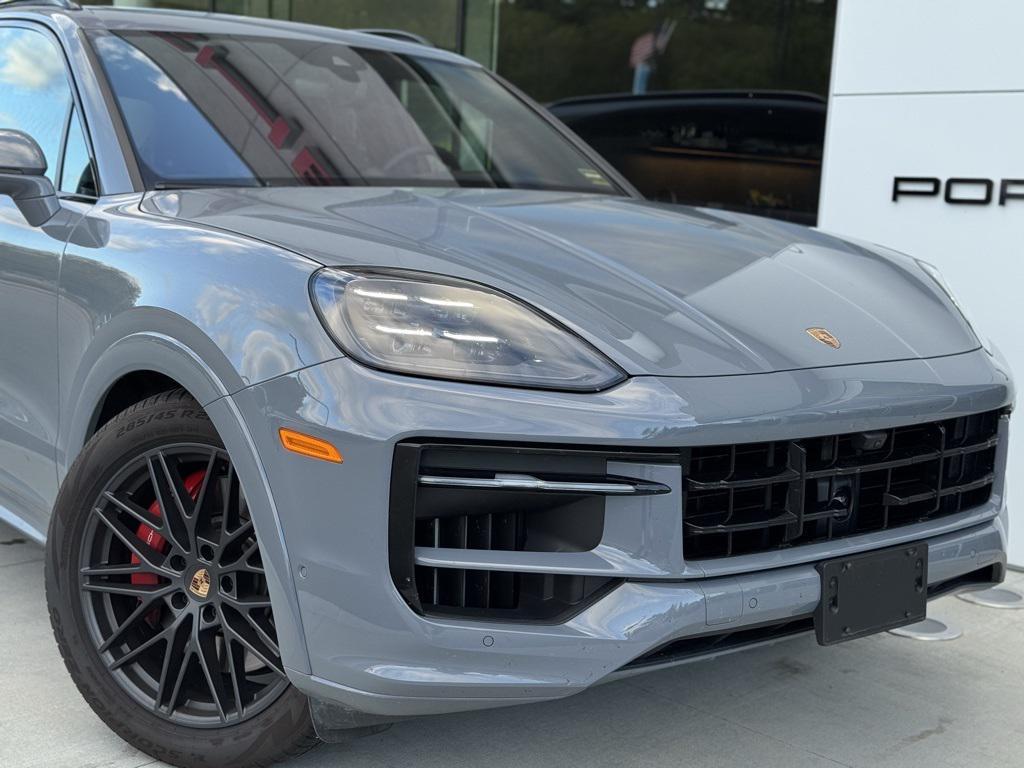 used 2025 Porsche Cayenne car