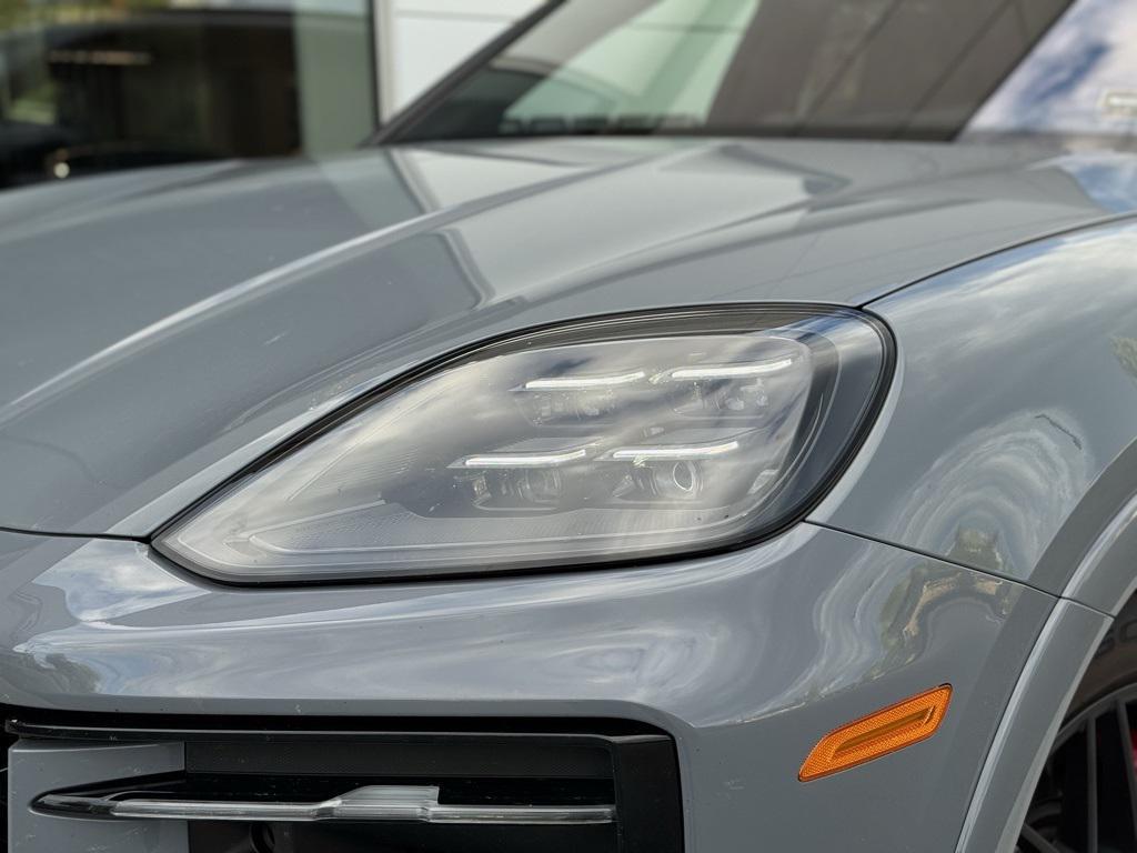 used 2025 Porsche Cayenne car