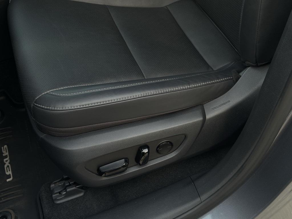 used 2023 Lexus RX 350 car, priced at $46,187