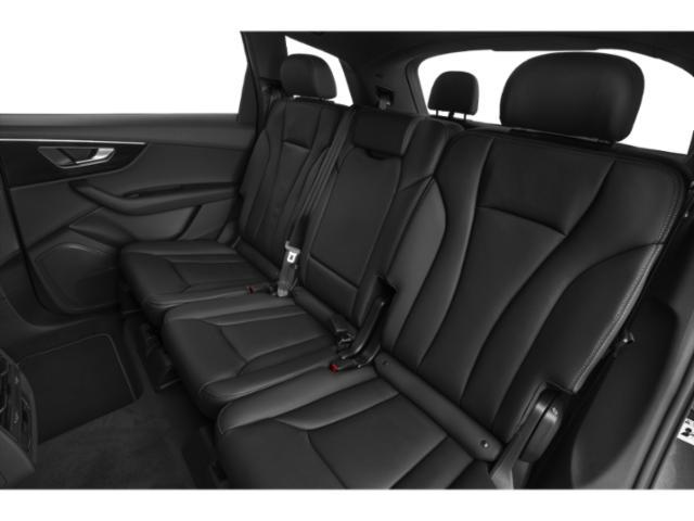 new 2025 Audi Q7 car, priced at $76,480