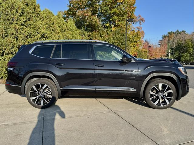 new 2024 Volkswagen Atlas car, priced at $55,519