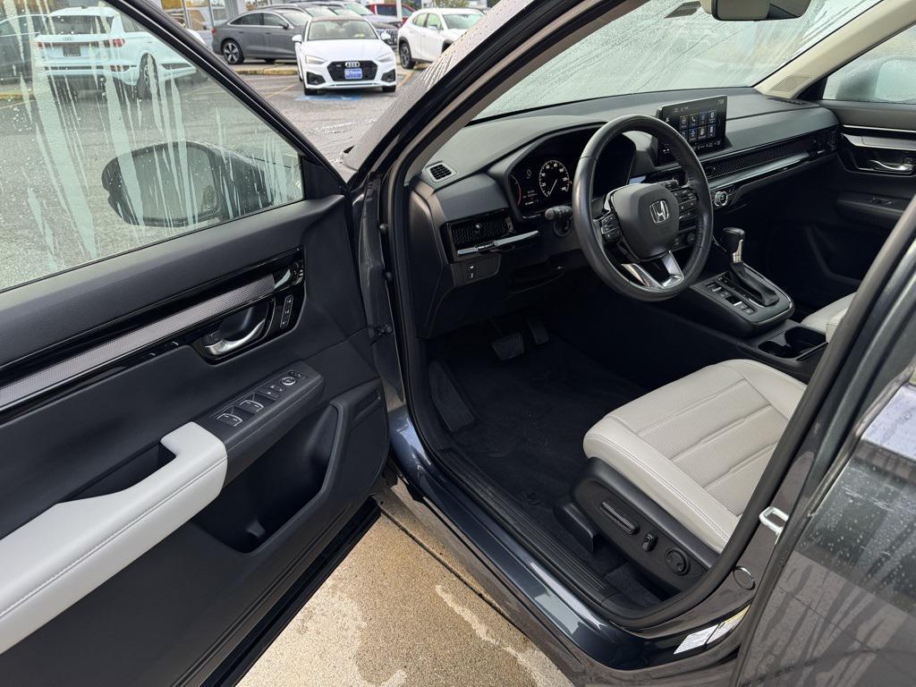 used 2023 Honda CR-V car, priced at $30,632