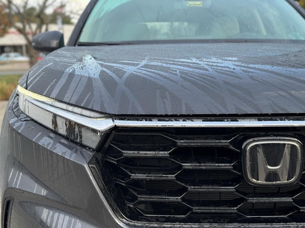 used 2023 Honda CR-V car, priced at $30,632