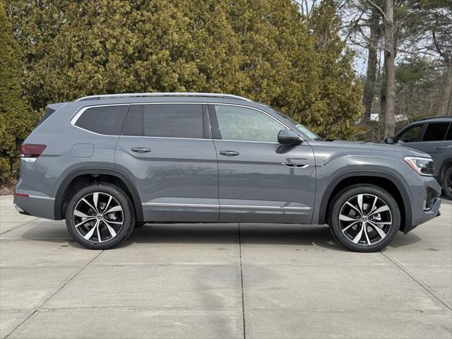 new 2025 Volkswagen Atlas car, priced at $56,296