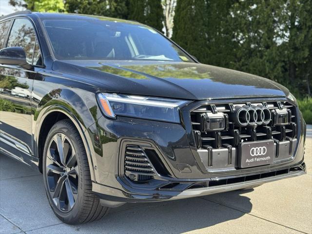 new 2025 Audi Q7 car, priced at $77,805