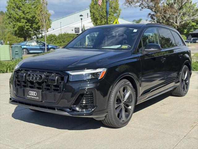 new 2025 Audi Q7 car, priced at $77,805